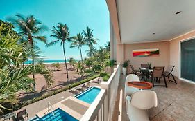 The Palms Ocean Club Resort